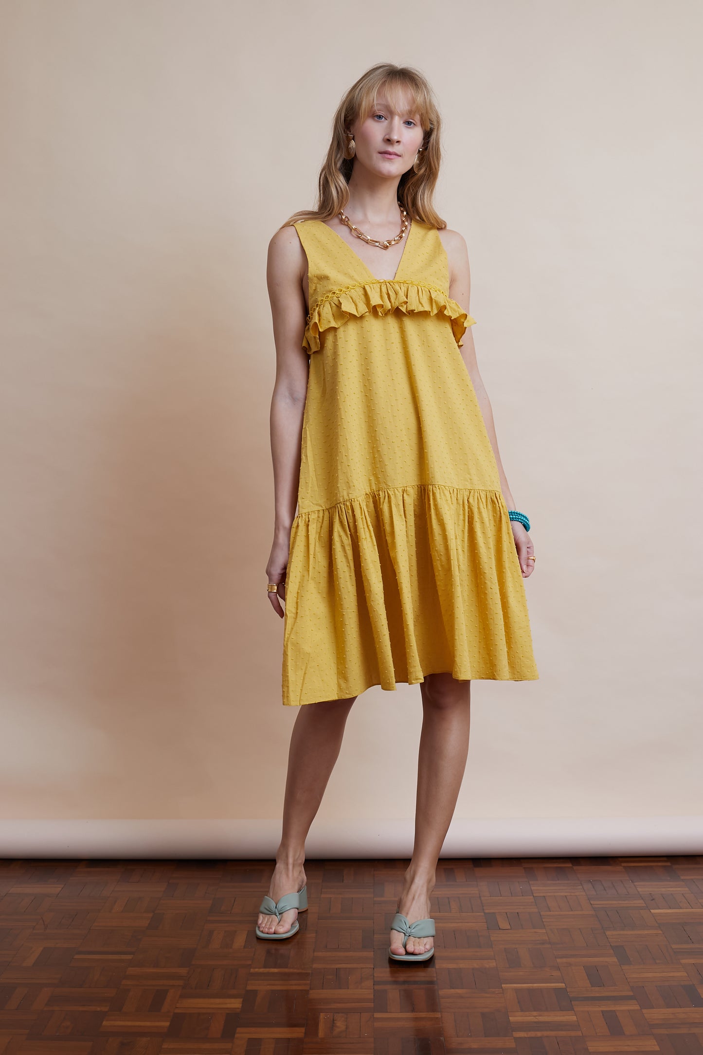 Vestido com Babado - Kronne