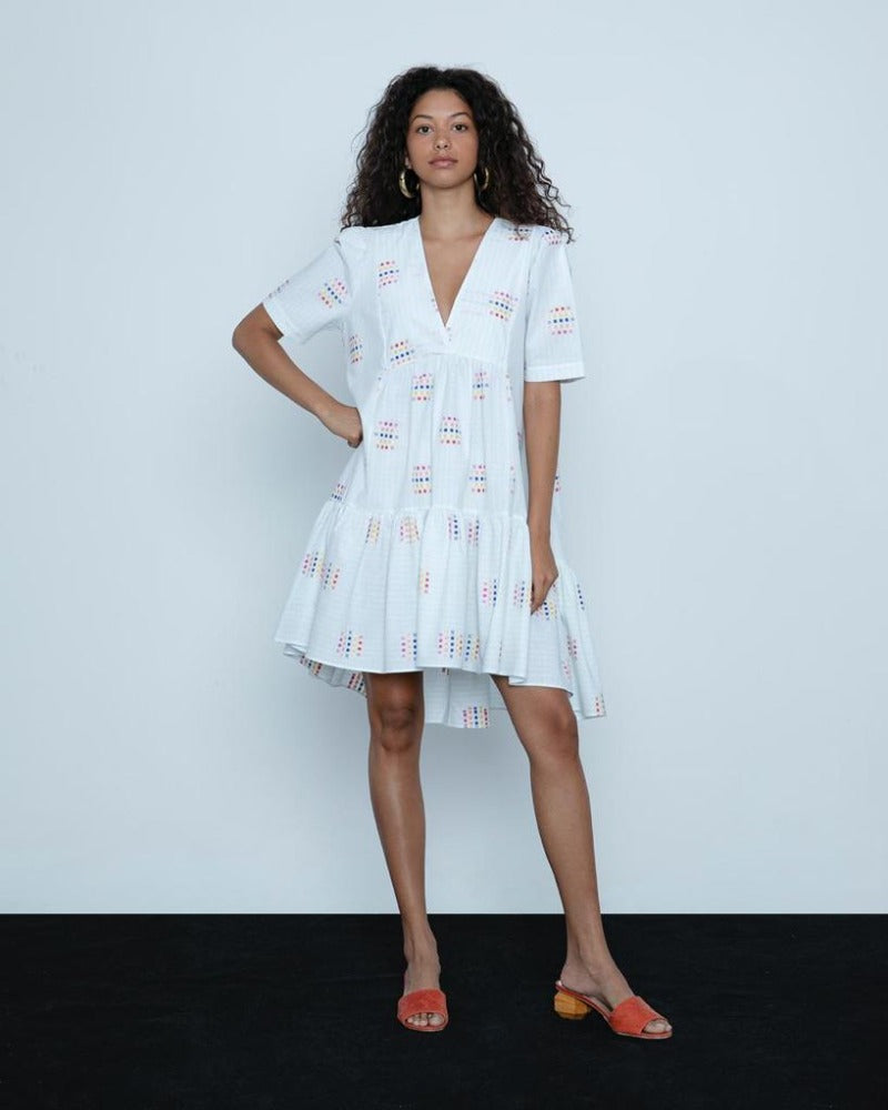 VESTIDO CURTO COM PALA KRONNE