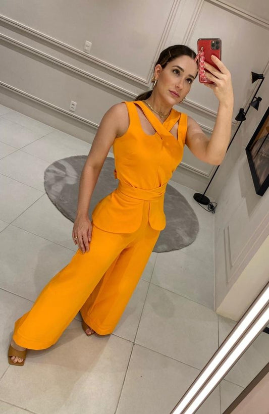 Macacão c/ Detalhe Cruzado - Kronne