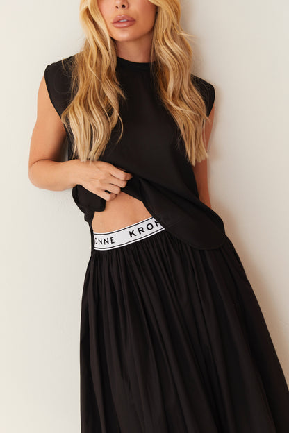 BLUSA AMPLA RECORTE KRONNE
