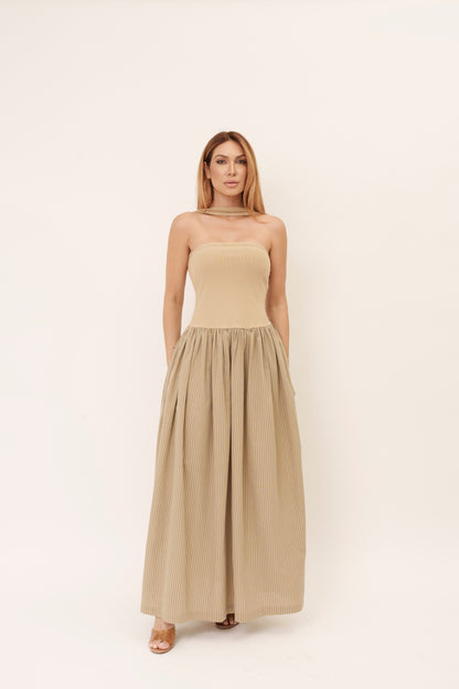 VESTIDO DECOTE BANDEAU RECORTE LISTRAS