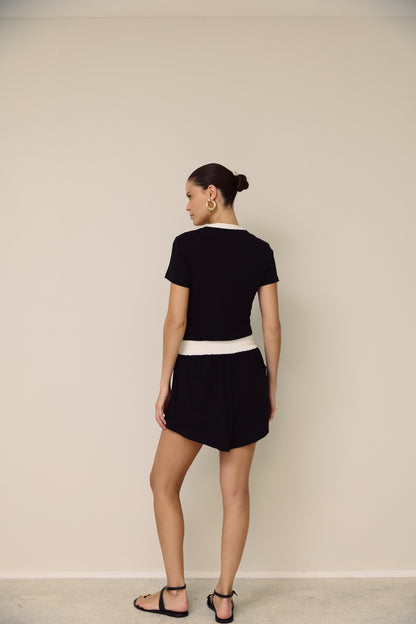 CONJUNTO BLUSA BABYLOOK + SHORT CÓS ELÁSTICO P&B KRONNE