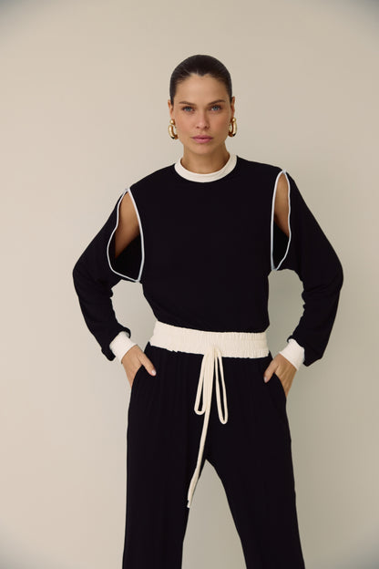 BLUSA COM DETALHE ZIPER + CALÇA JOGGER KRONNE