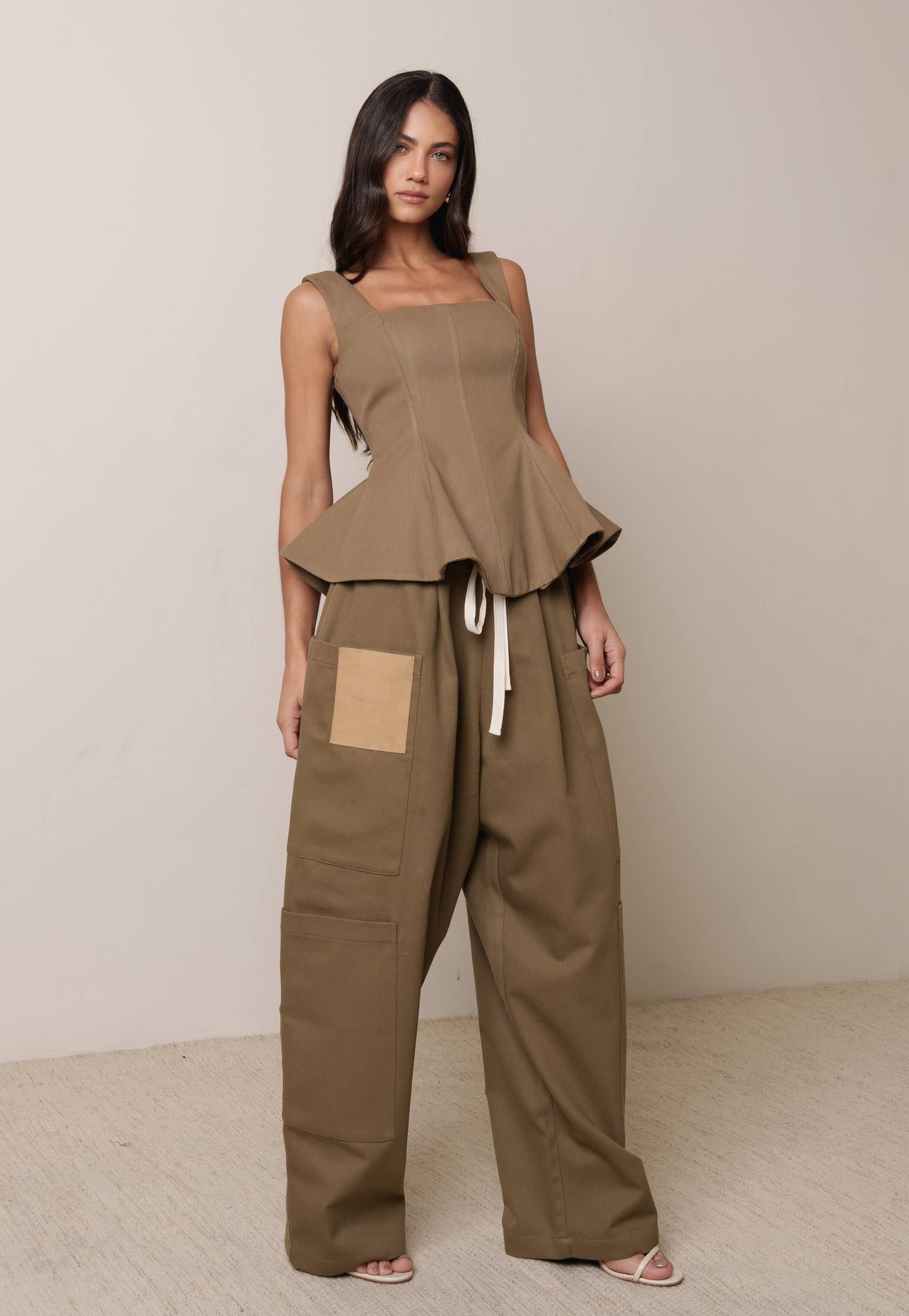 CALÇA PARAQUEDISTA MAX BOLSOS KRONNE