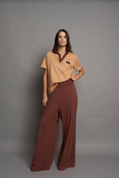 TSHIRT POLO COM ETIQUETA + CALÇA