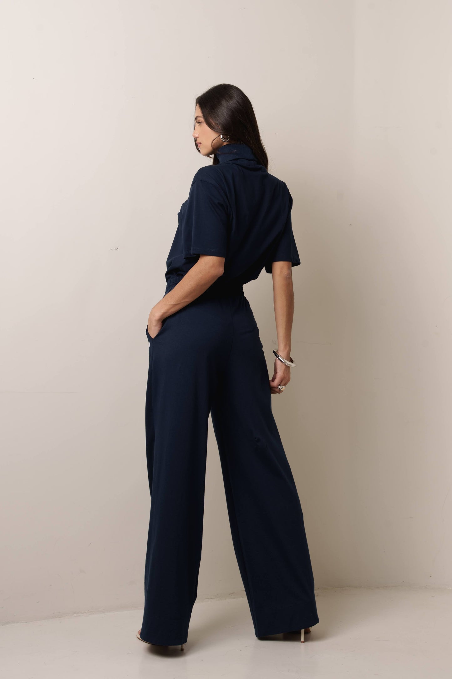 CONJUNTO BLUSA GOLA ROLE E CALÇA COS ELASTICO KRONNE