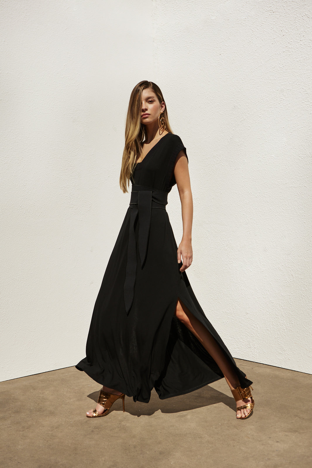 Vestido longo decote