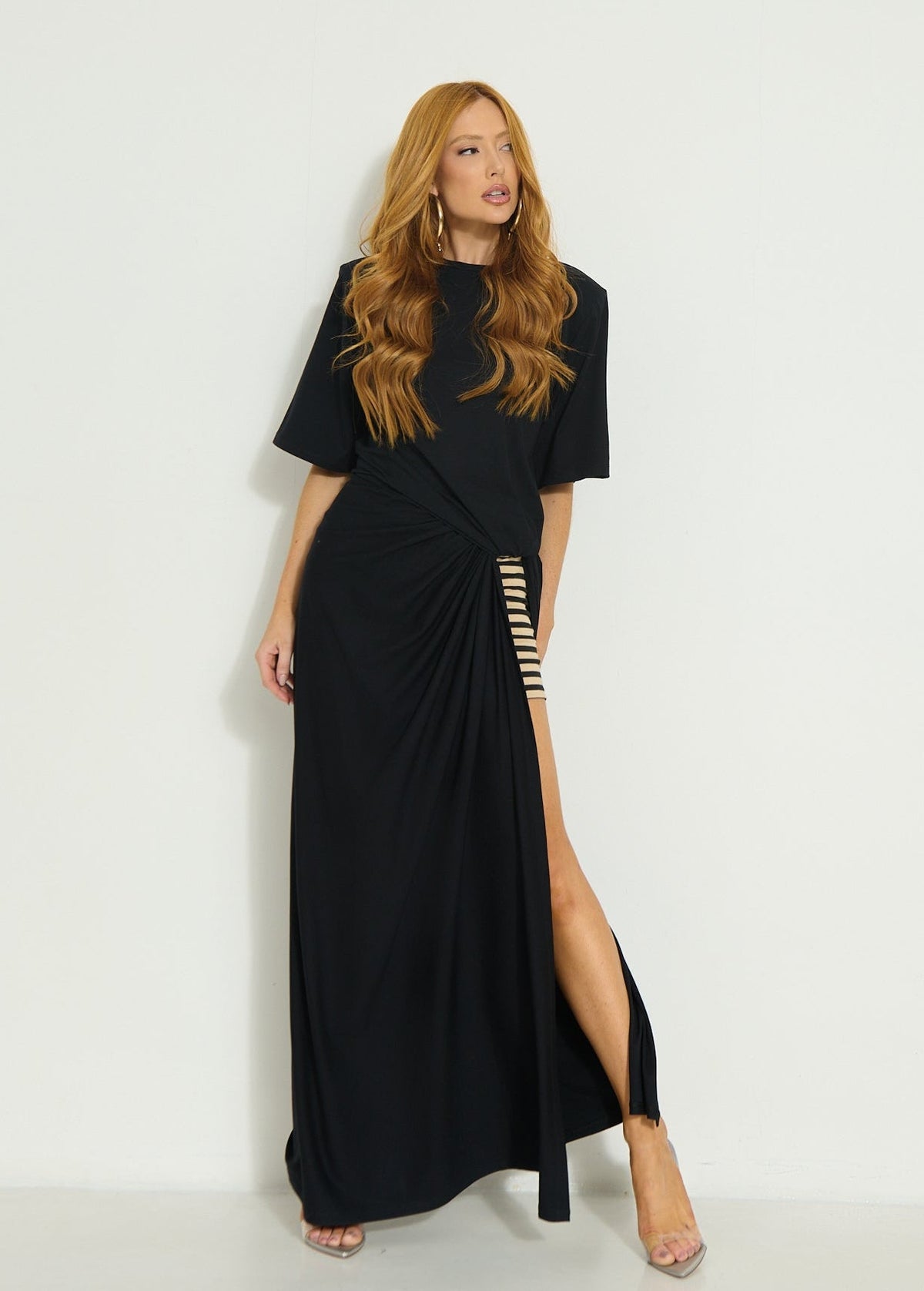 VESTIDO MANGAS AMPLAS COM DRAPEADO LATERAL