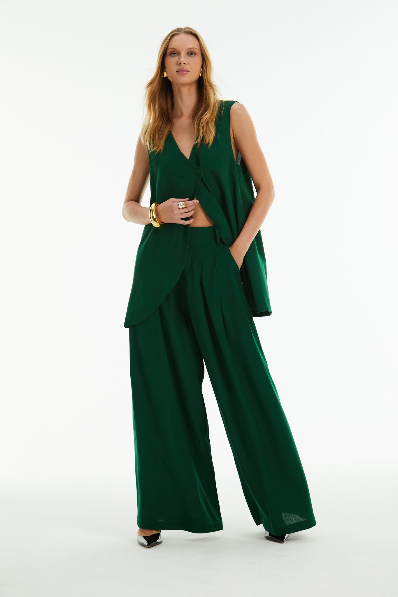 BLUSA ALONGADA COM BOTÃO ÚNICO