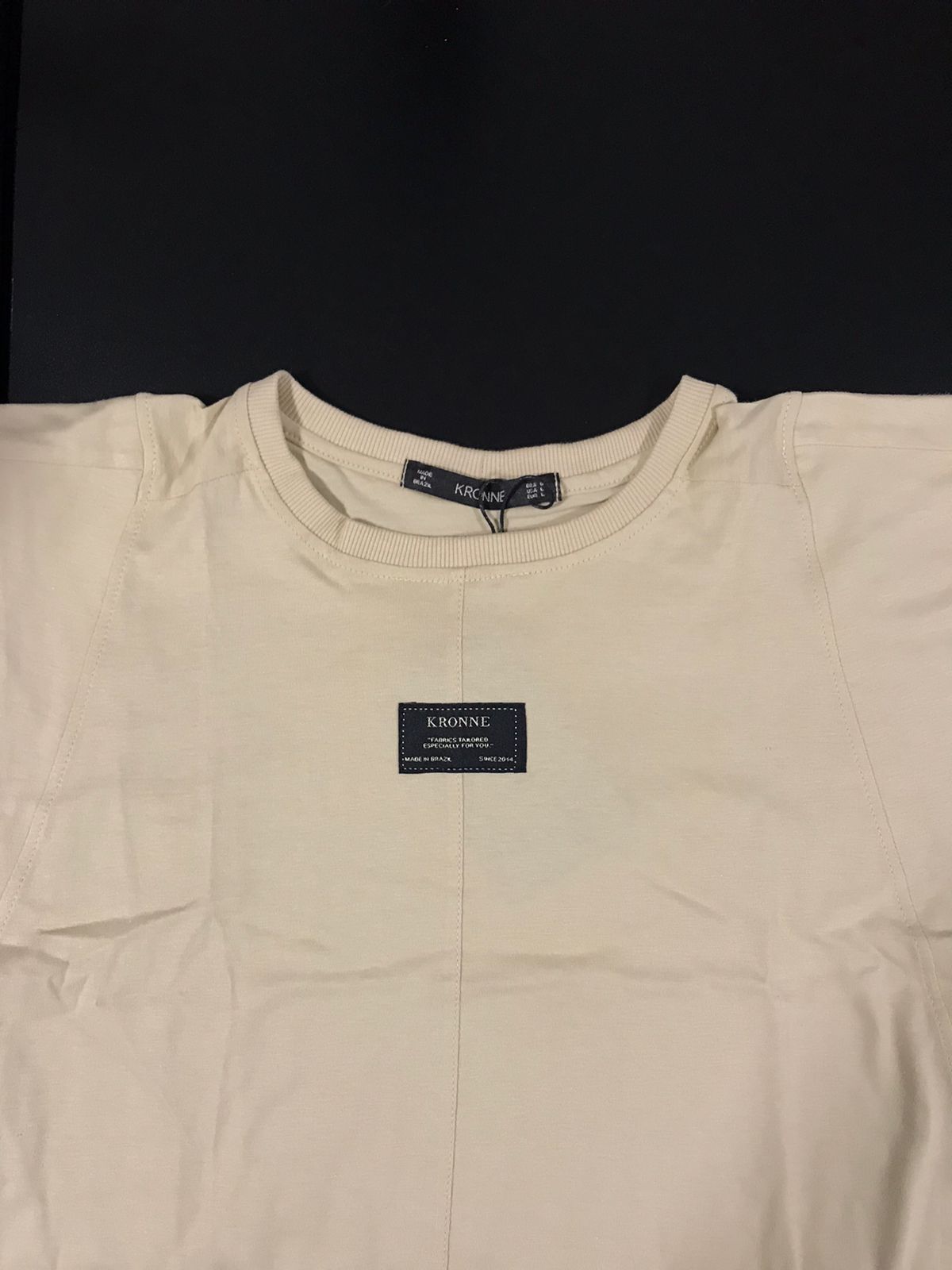 BLUSA REGATA COM PESPONTO