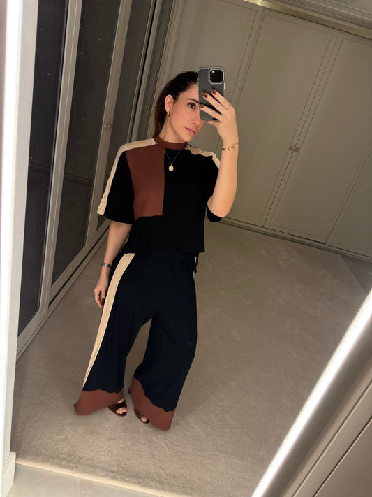 CONJUNTO BLUSA E CALÇA RECORTES KRONNE